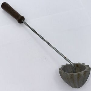 Vintage Rosette Iron Mold Wand Kalkus-Hirco Kelly's Kitchen